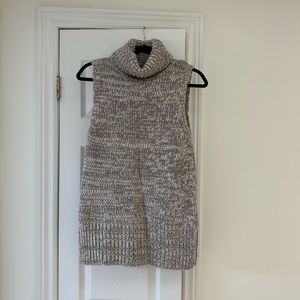 Brand new club Monaco turtleneck sweater vest, wool cashmere mix